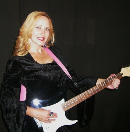 Gallery photo 5 of Annie Rhodes Entertainment