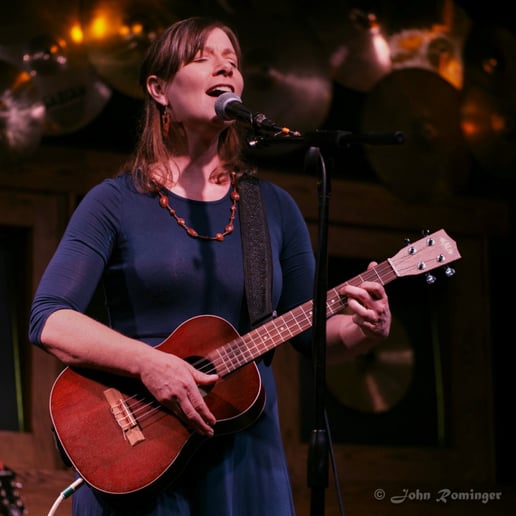 Gallery photo 1 of Annie Sea Music