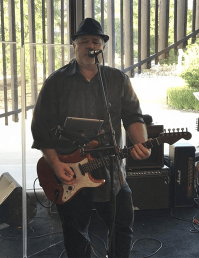 Gallery photo 1 of Anthony Beel Solo Variety Rock Show