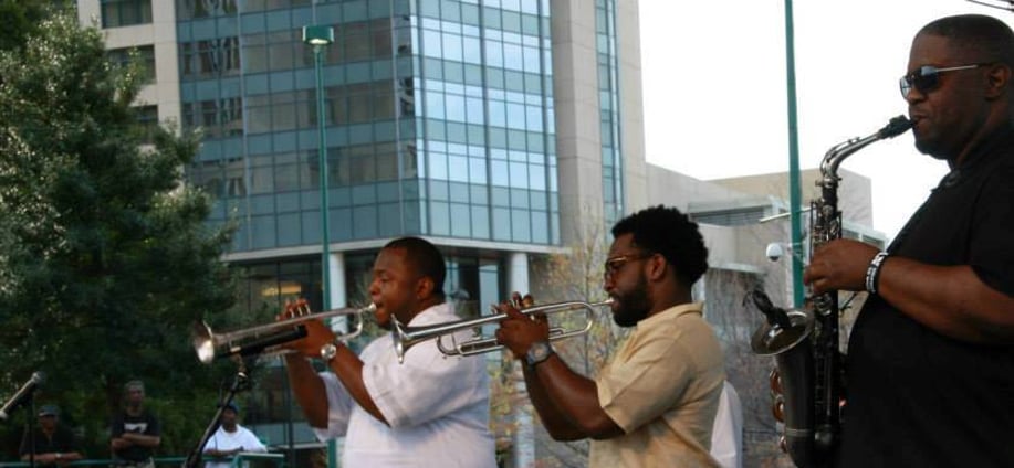 Gallery photo 7 of Infinite Sounds/GrooveMasters Brass Band