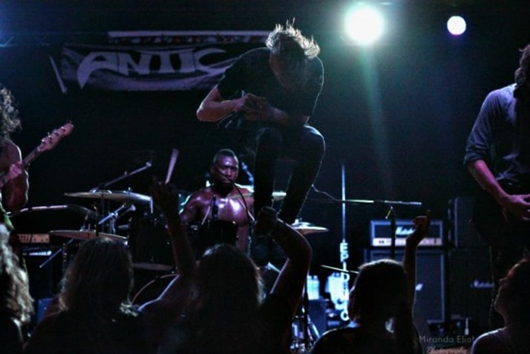 Gallery photo 4 of Antic