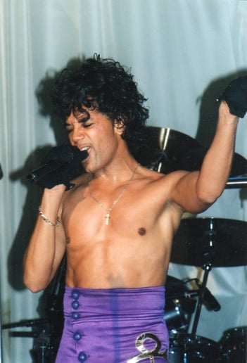 Gallery photo 14 of Antonio as Prince