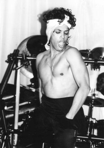 Gallery photo 15 of Antonio as Prince