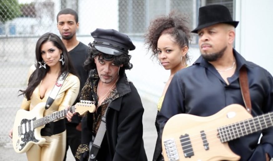 Gallery photo 9 of Antonio as Prince