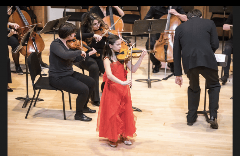 Gallery photo 4 of Violinist, Nicole Razhanskiy