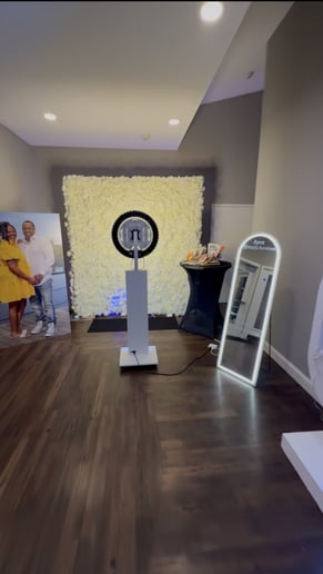 Gallery photo 8 of Apex PhotoBooths