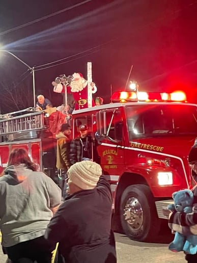 Gallery photo 1 of Appalachian Santa