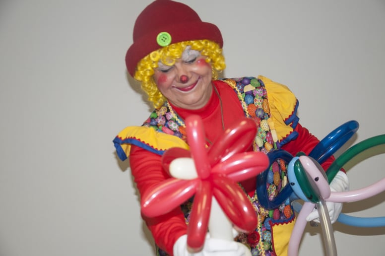 Gallery photo 7 of Apple Annie