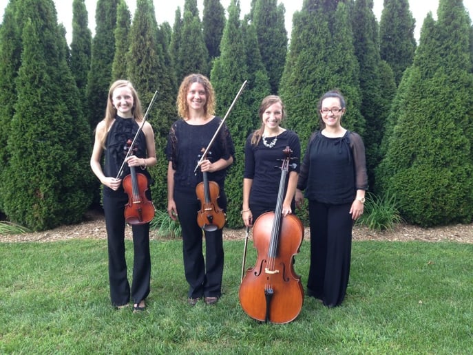 Gallery photo 2 of April Dean, violinist