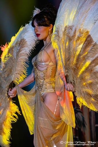 Gallery photo 4 of Viola Heart
