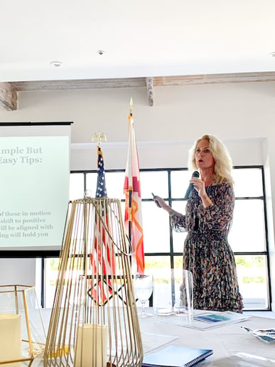 Gallery photo 4 of Melinda Van Fleet -Motivational Business and Leadership Speaker