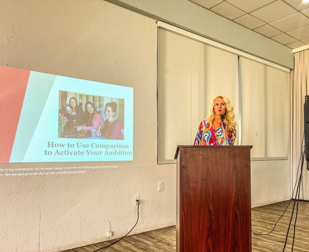 Gallery photo 7 of Melinda Van Fleet -Motivational Business and Leadership Speaker