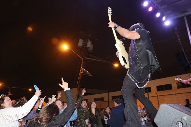 Gallery photo 5 of ARENA Relive The Rock