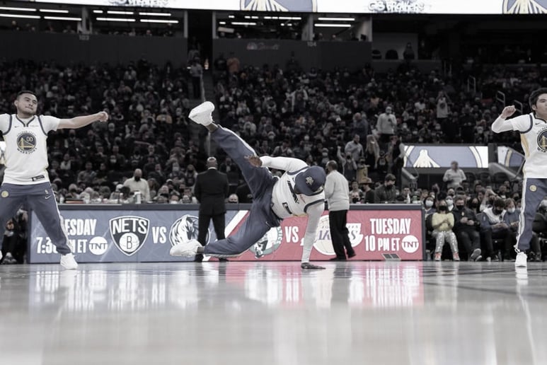 Gallery photo 2 of Arizona Breakdancers