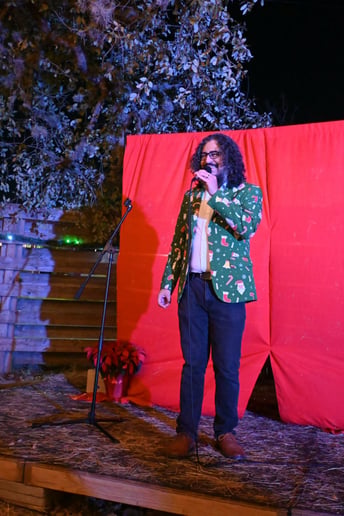 Gallery photo 3 of Daniel Quintero-Clean Comedian
