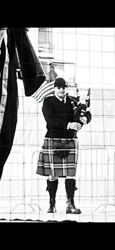 Gallery photo 8 of Art Davis Event Bagpiper