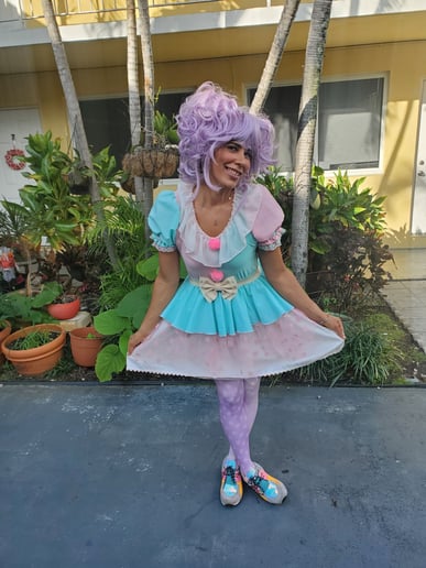Gallery photo 10 of Violetafiesta