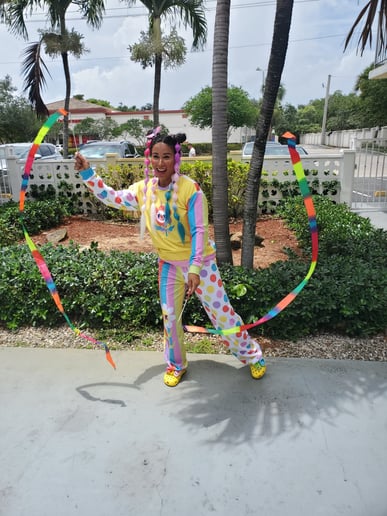 Gallery photo 2 of Violetafiesta