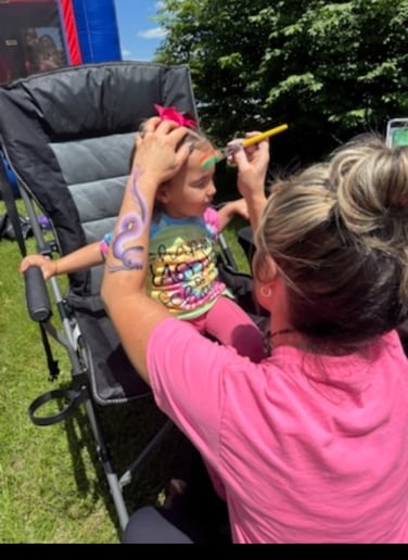 Gallery photo 9 of Artful Expressions Face Painting