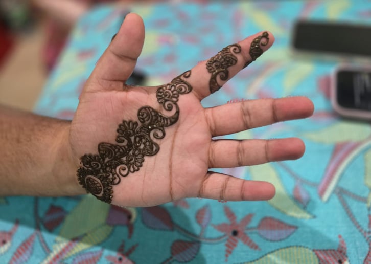 Gallery photo 3 of Artful Impressions Henna Artist
