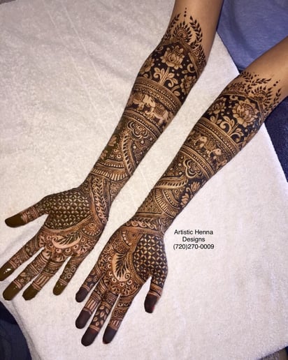 Gallery photo 10 of Artistic Henna Designs