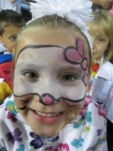 Gallery photo 3 of Artsy Face