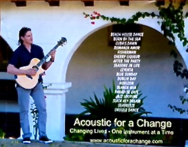 Gallery photo 8 of Arturo Echarte (Acoustic for a CHANGE)