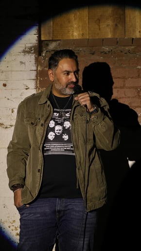 Gallery photo 5 of Arv Comedy