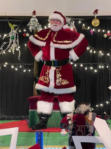 Gallery photo 21 of Asbury Santa