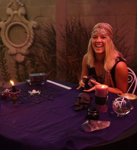 Gallery photo 1 of Ascend with Avensia Tarot Readings