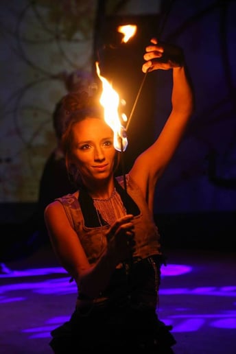 Gallery photo 3 of Ashes