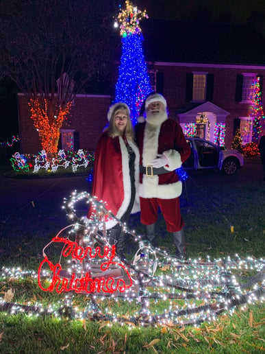 Gallery photo 8 of Celebrity Santa