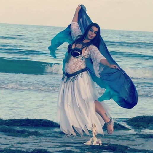 Gallery photo 3 of Astarte Tzighan