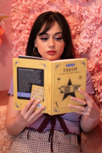 Gallery photo 2 of Astrologer (recognized in the LA Times)