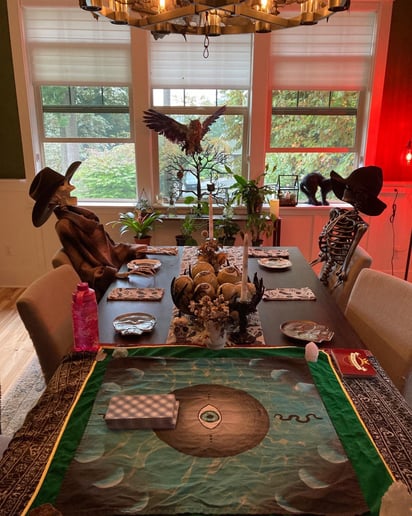 Gallery photo 1 of Astrological Tarot