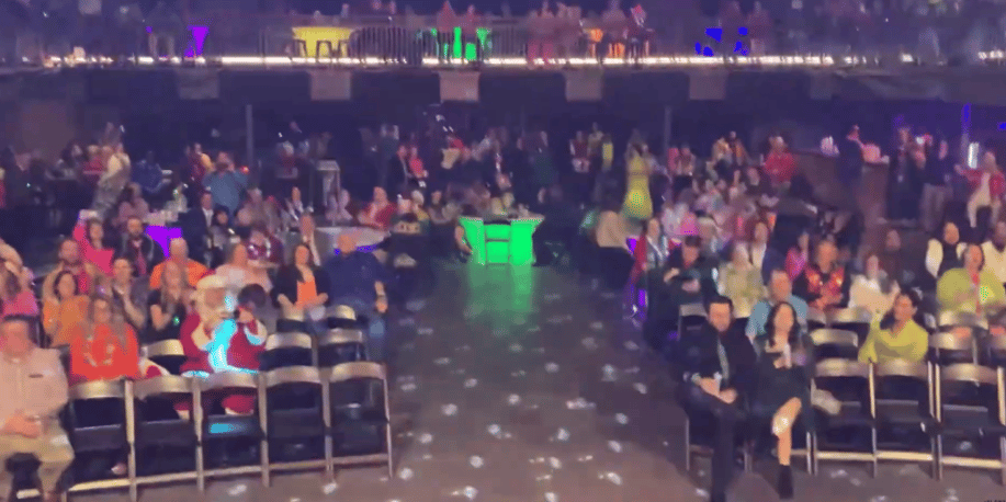 Gallery photo 5 of All-Star Dueling Pianos