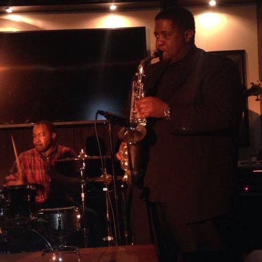 Gallery photo 2 of Atlanta Sax Man Antonio Bennett