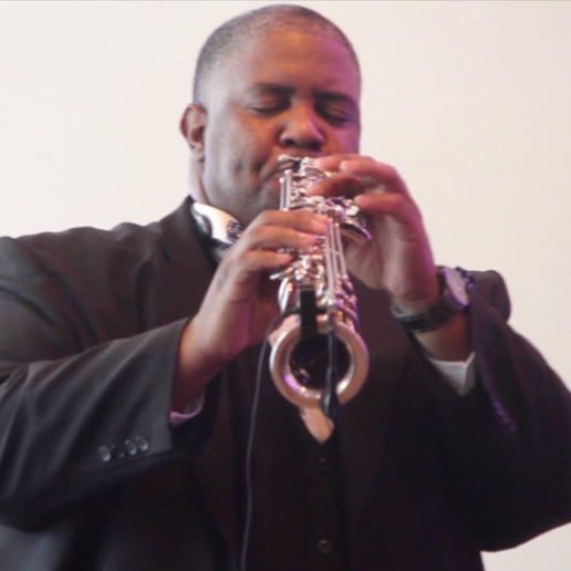 Gallery photo 5 of Atlanta Sax Man Antonio Bennett