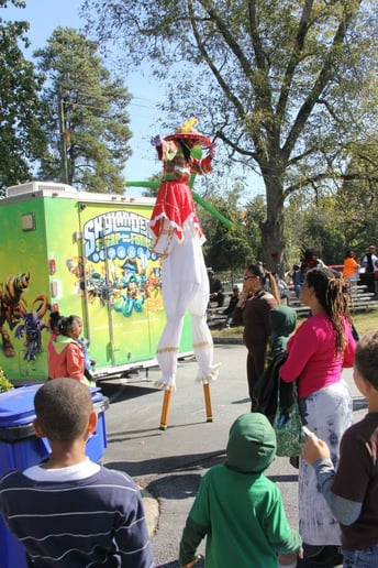 Gallery photo 6 of Atlanta Stilt Dancing