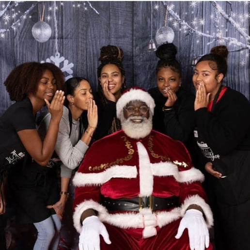 Gallery photo 8 of Atlanta's Santa