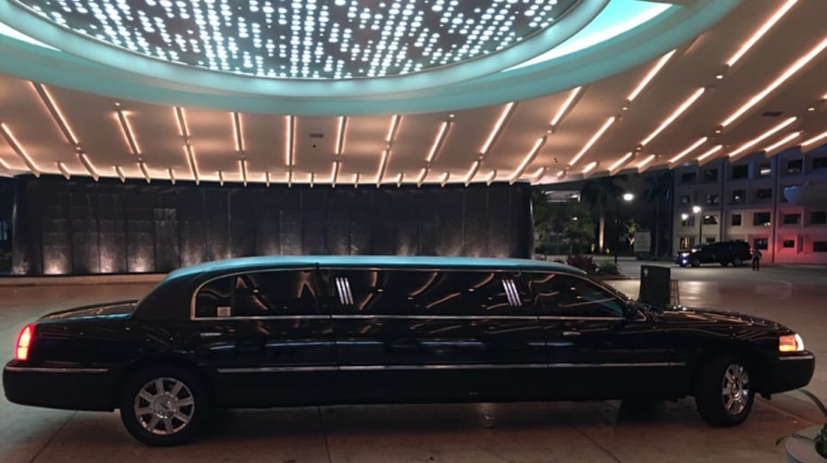 Gallery photo 1 of Atlantis Limousines