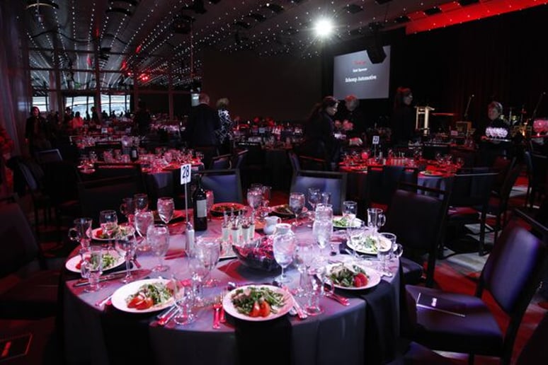 Gallery photo 5 of Auctioneer