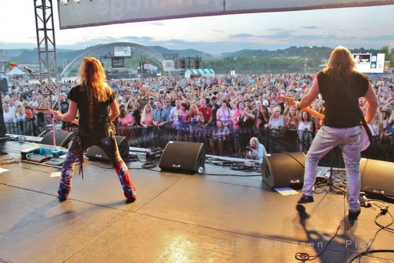 Gallery photo 5 of Aunt Betty 80’s Rock