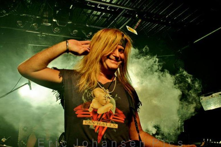 Gallery photo 8 of Aunt Betty 80’s Rock
