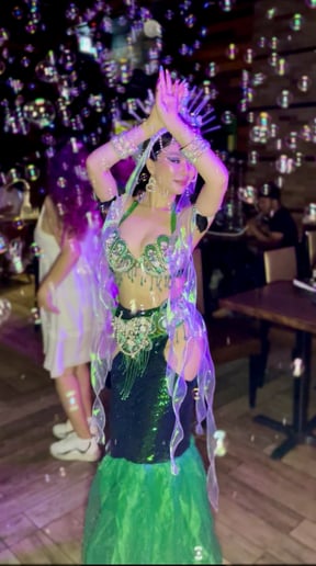 Gallery photo 4 of Tara Zhang