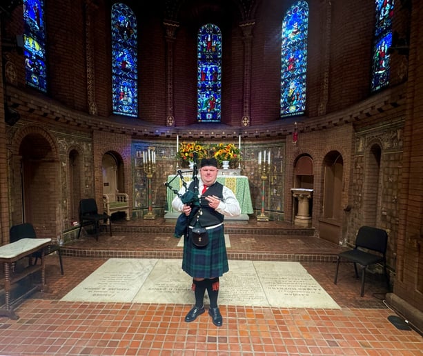 Gallery photo 2 of Austin Long- Professional Bagpiper