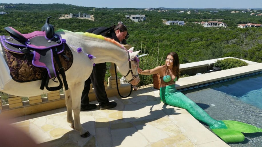 Gallery photo 7 of Austin Pony Express