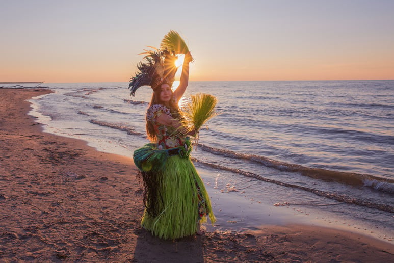 Gallery photo 6 of Authentic Hawaiian dance.