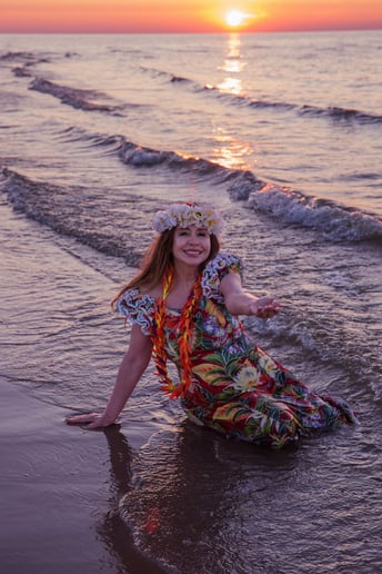 Gallery photo 7 of Authentic Hawaiian dance.