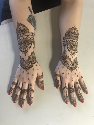 Gallery photo 3 of Avani Henna